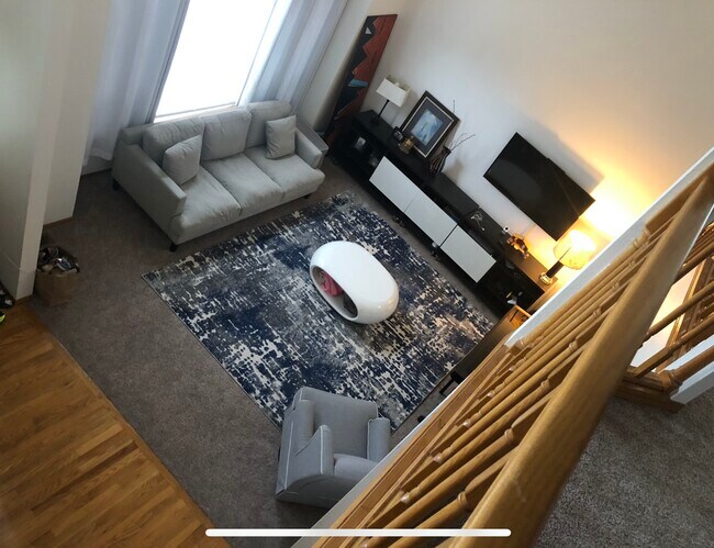 Foto del edificio - 10918 Crocus Pl NW