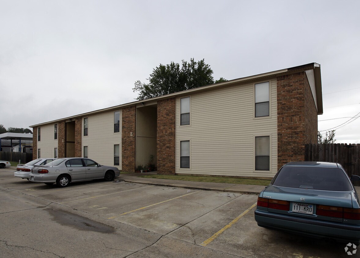 Washington Meadow Apartaments - Washington Meadow Apartments