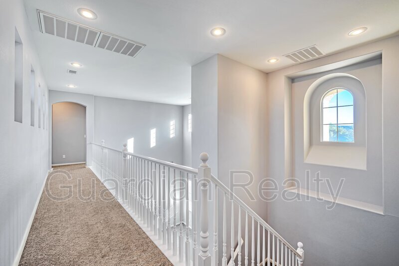 Primary Photo - 10105 Prattville Ave