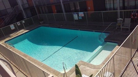 Foto del edificio - 12254 Burbank Blvd