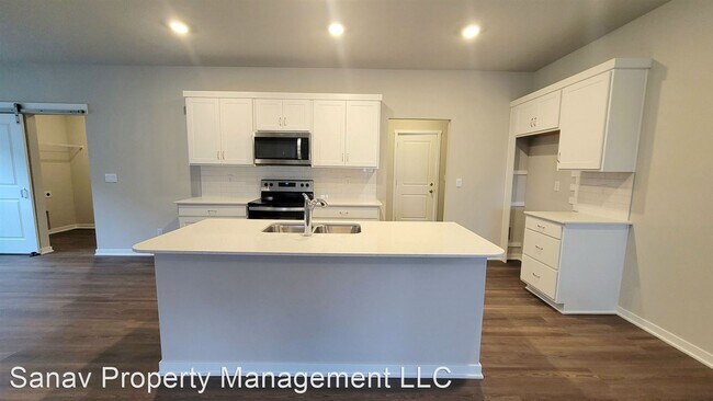 Building Photo - 3 br, 3 bath House - 2711 NW 31st Street