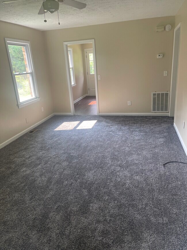 Living Room (Walk in view) - 204 Roberts St