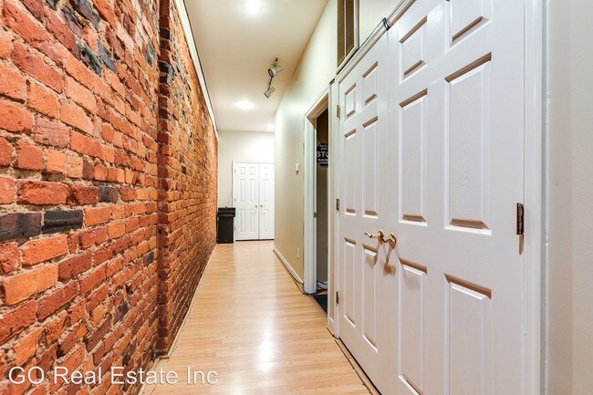Foto del edificio - 2627 W Cary St