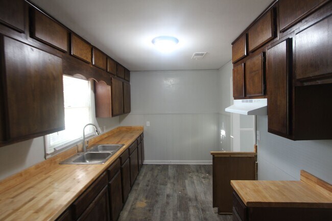 Building Photo - 227 85th St N