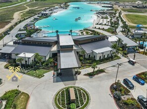 Building Photo - 14209 Freeboard Dr