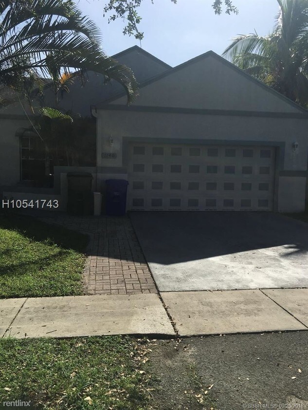 1140 SW 85th Terrace, Pembroke Pines, FL 33025 - House Rental in ...