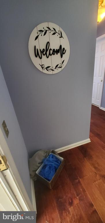 Building Photo - 8202 Catbird Cir