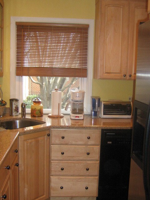 Windowed Kitchen - 5310 Connecticut Ave NW