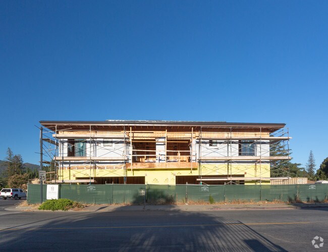 Building Photo - 1540 Miramonte Ave