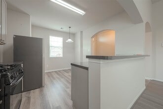 Building Photo - 3979 Mossy Spring Ln