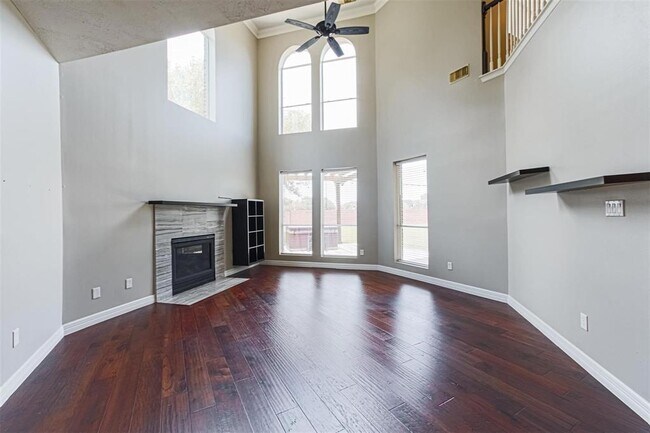 Building Photo - 6202 Canyon Trace Ct