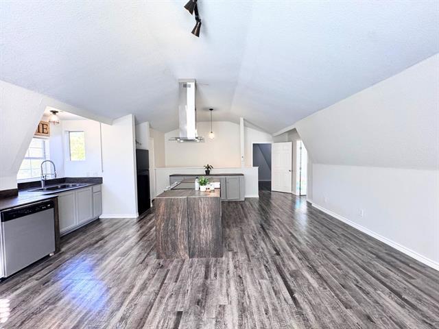 Foto del edificio - 2913 Hunter St