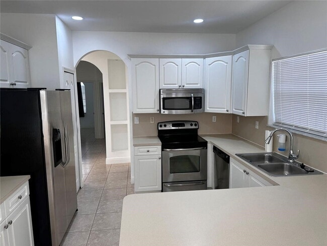 Photo - Southwest 159th Avenue, Miami, FL 33185 - ... House