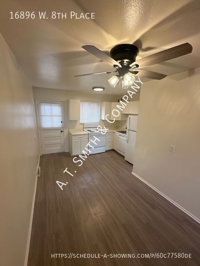 Foto del edificio - 16896 W 8th Pl