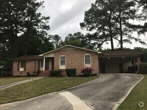 Building Photo - 2105 Hobson Ct