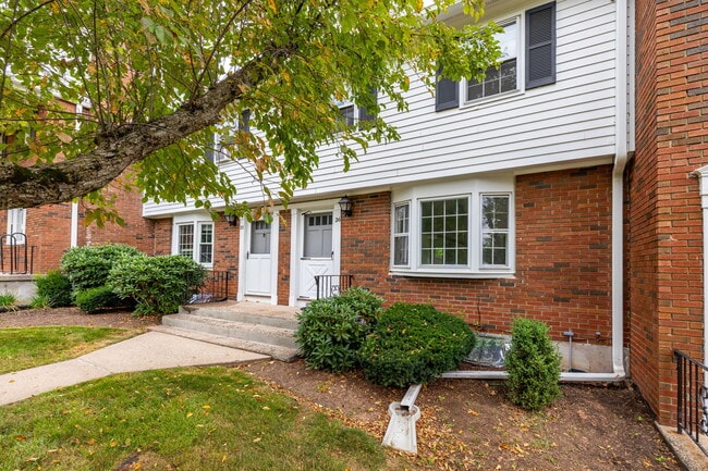 Building Photo - 26 Brandywine Ln