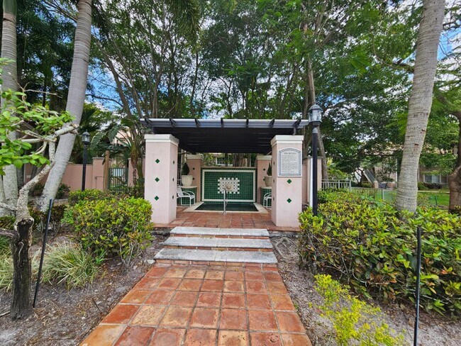 Foto del edificio - 12136 St.Andrews Pl