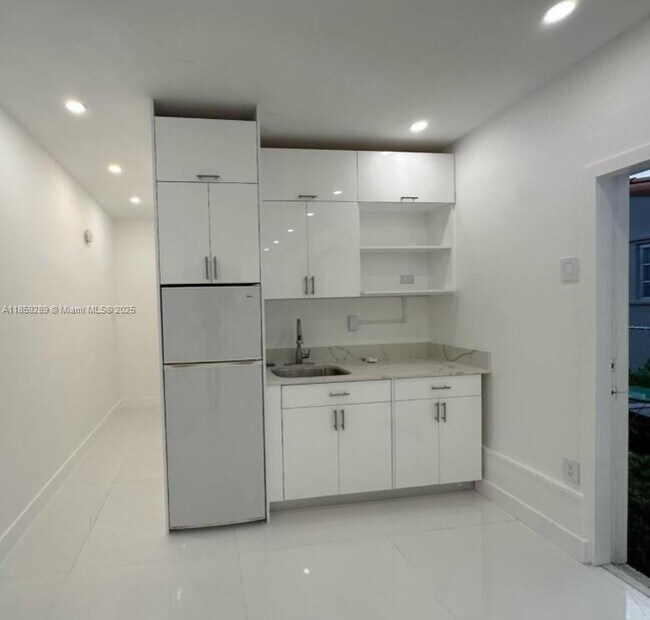 Foto del edificio - 8000 SW 19th St
