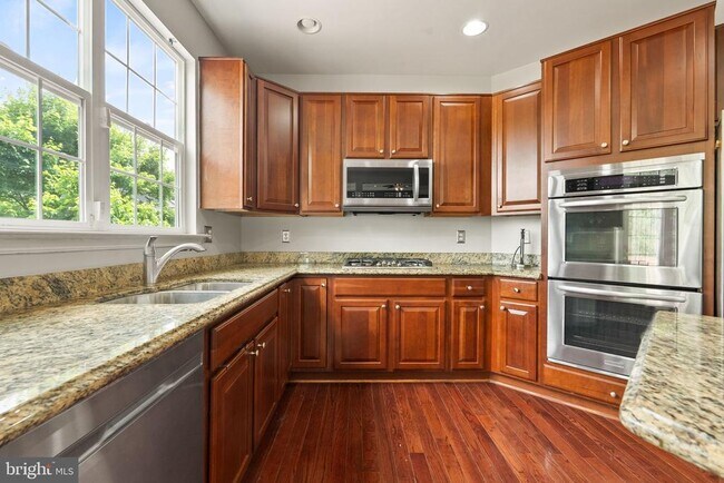 Foto del edificio - 12310 Houndwood Way