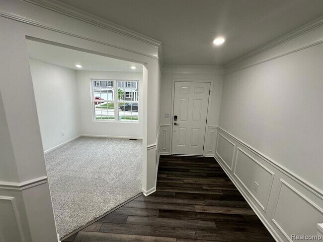 Foto del edificio - 9153 Dogwood Ln
