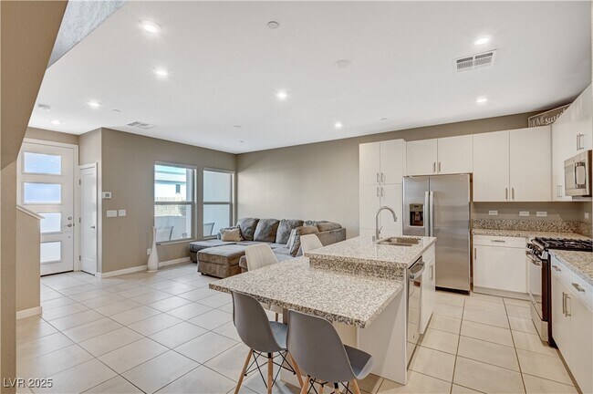 Foto del edificio - 9864 Kings Glen St