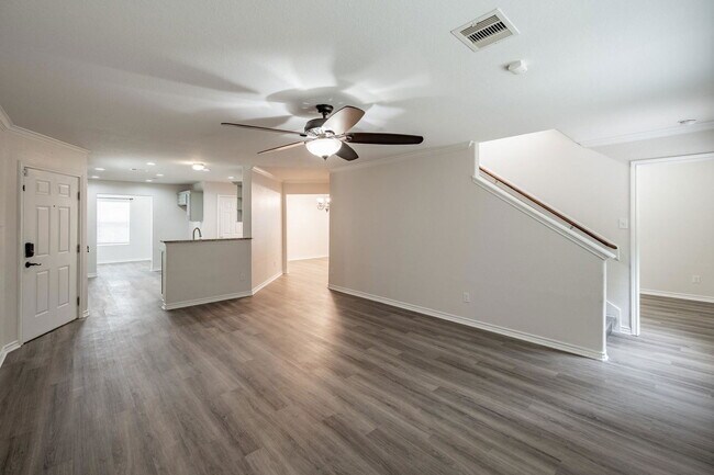 Foto del edificio - 9917 Kingfisher Dr