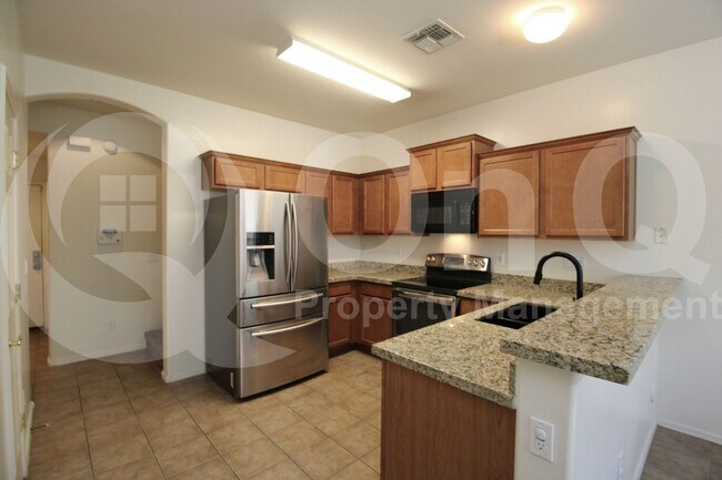 Foto del edificio - 2600 E Springfield Pl