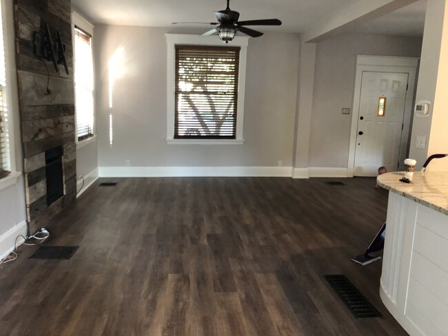 Living Area - 3756 Isabella Ave