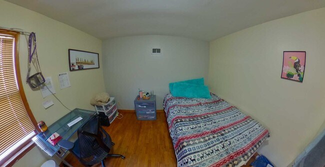 Foto del edificio - 340 N Delaware Ave