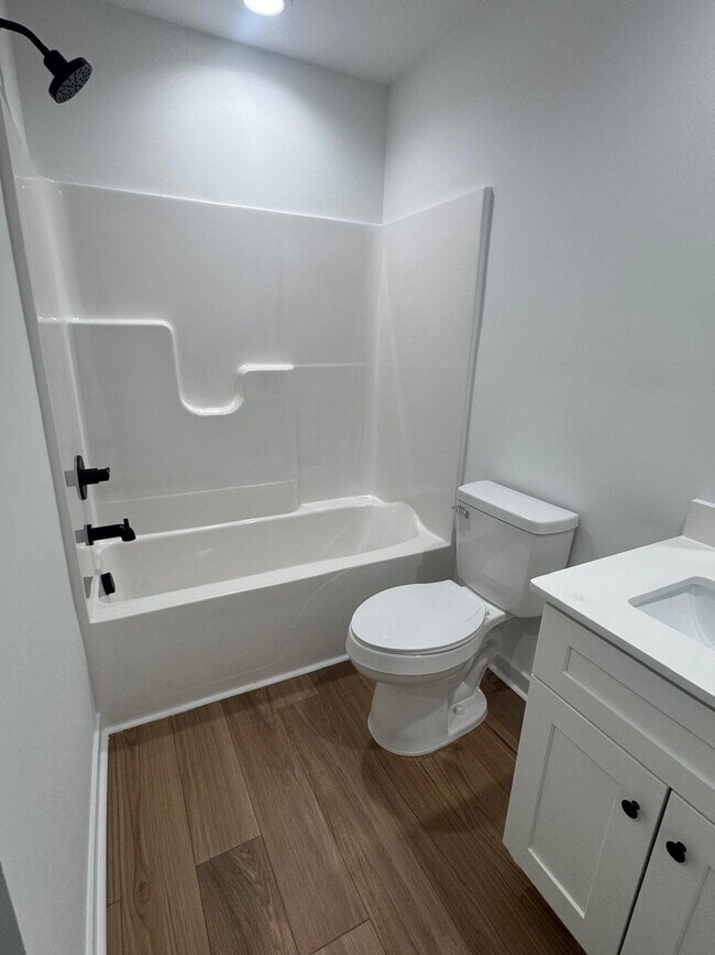 Foto del edificio - 512 Crump St