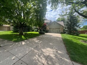 Building Photo - 12748 Limberlost Dr