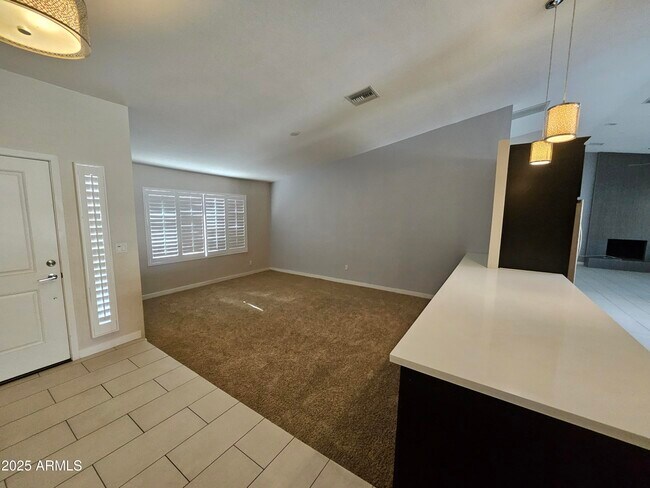 Foto del edificio - 6002 E Marconi Ave