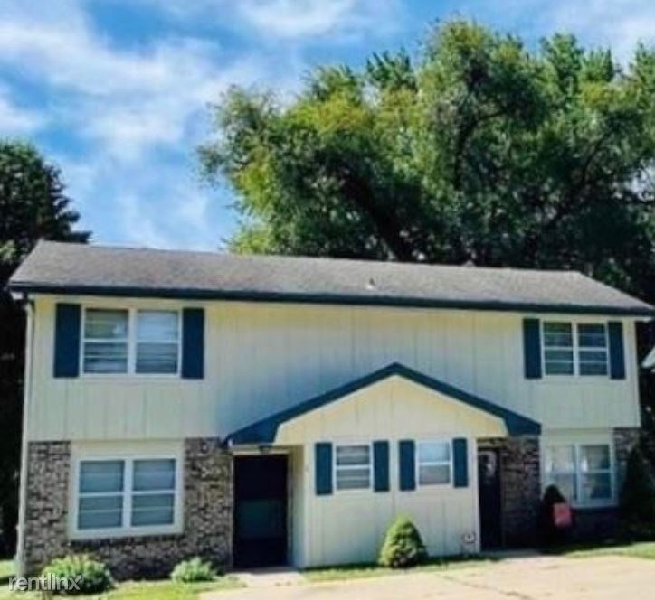 Primary Photo - 2 br, 1.5 bath Townhome - 1031 Quincy