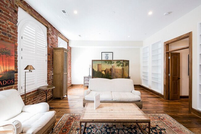 Foto del edificio - 1737 Connecticut Ave NW