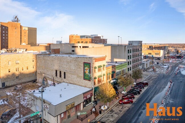 Foto del edificio - 118 SW 8th Ave