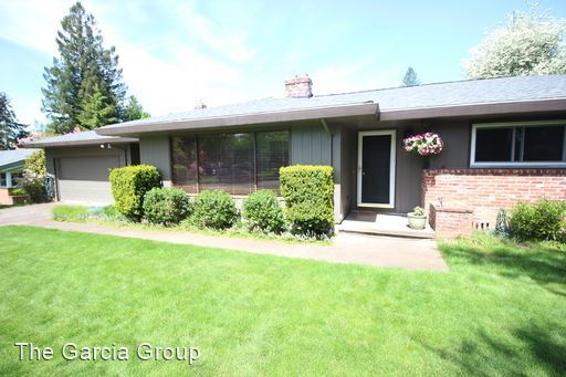 Primary Photo - 3 br, 2.5 bath House - 10165 SW Crestwood Dr.