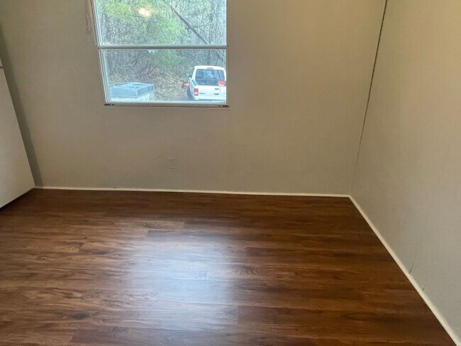 Foto del edificio - Adorable 2 Bedroom with Amazing Mountain Views!