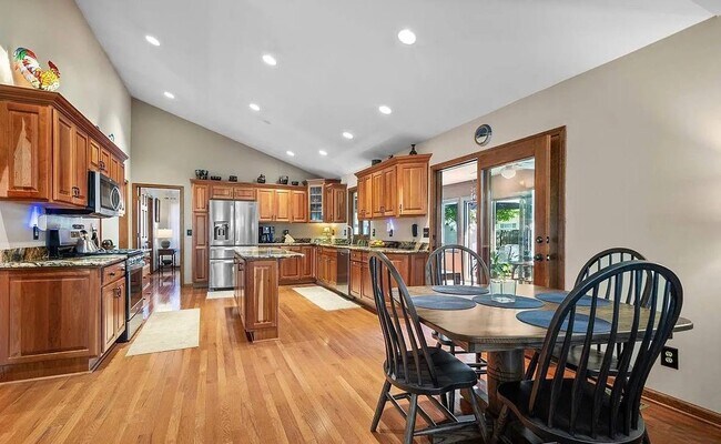 Foto del edificio - 294 Berwick Dr