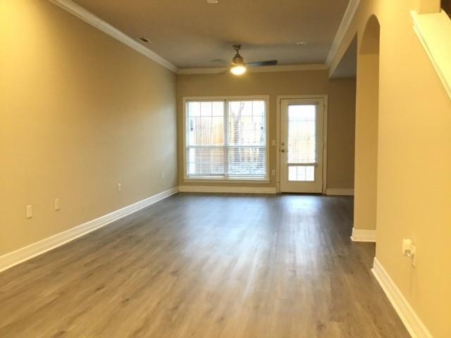 Foto del edificio - 905 S Lafayette St