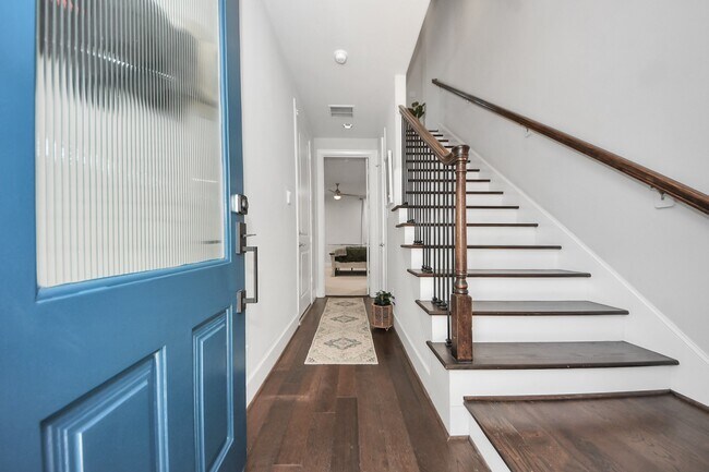 Foto del edificio - 9614 Riddlewood Ln