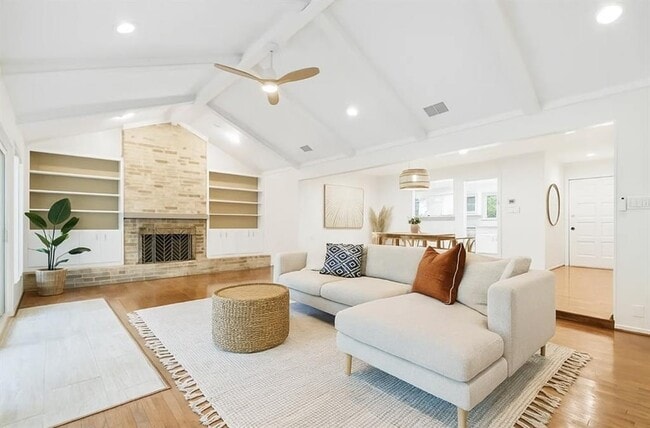 Building Photo - 2505 Comburg Castle Way