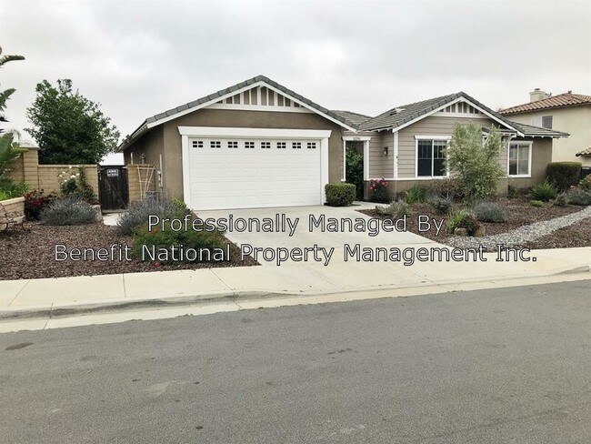 Building Photo - 32290 Daisy Dr