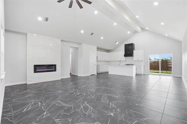 Foto del edificio - 544 Highview Ct