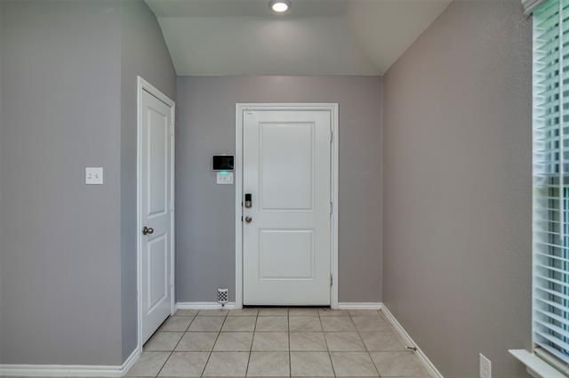 Foto del edificio - 1522 Woodlake Dr