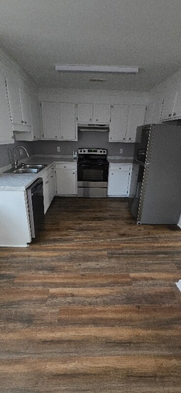 Building Photo - 13 Crescent Ln