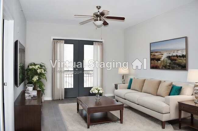 Building Photo - 2-2-2 Condo Plus Panoramic Rooftop Terrace...
