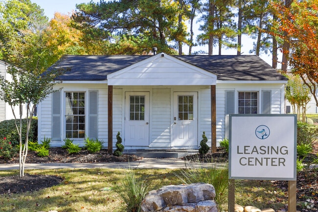 Leasing Office - 1000 Belmont