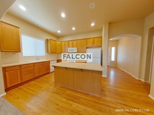 Building Photo - 10525 Black Elk Way