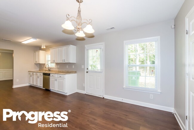 Building Photo - 4905 Stone Park Dr
