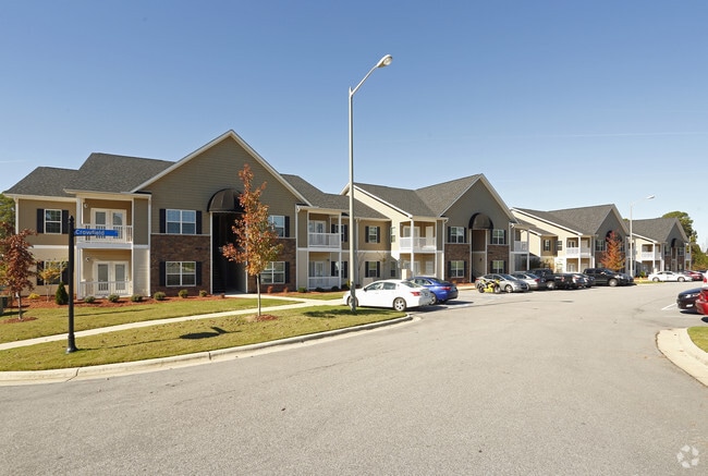 Building Photo - Crystal Lakes and Kingsley Apartments & Townhomes